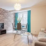 Absynt Wierzbowa Hotell