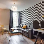 Absynt Wierzbowa Hotell