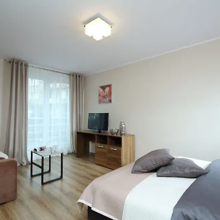 Absynt Wierzbowa Hotel *